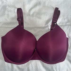 New - Victoria’s Secret T- shirt Push-up convertible bra